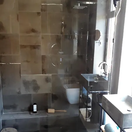 Casa Carmela Avola-noto بيت للعطل